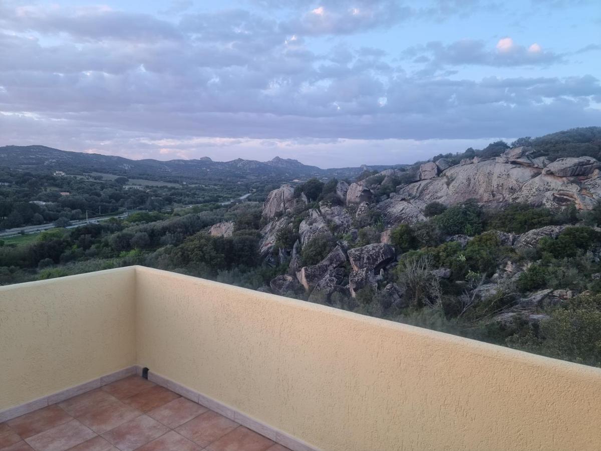Appartamento Monte Mare Arzachena Bagian luar foto
